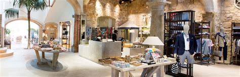 The 33 coolest clothing stores and boutiques in Palma de Mallorca.